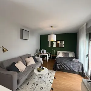 Estudio Centrico Y Moderno En , Málaga España